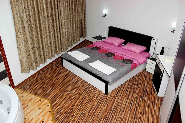 Hotel Albatros (Prizren)